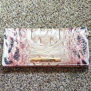 Brahmin Ady wallet Prowl Ombre EUC